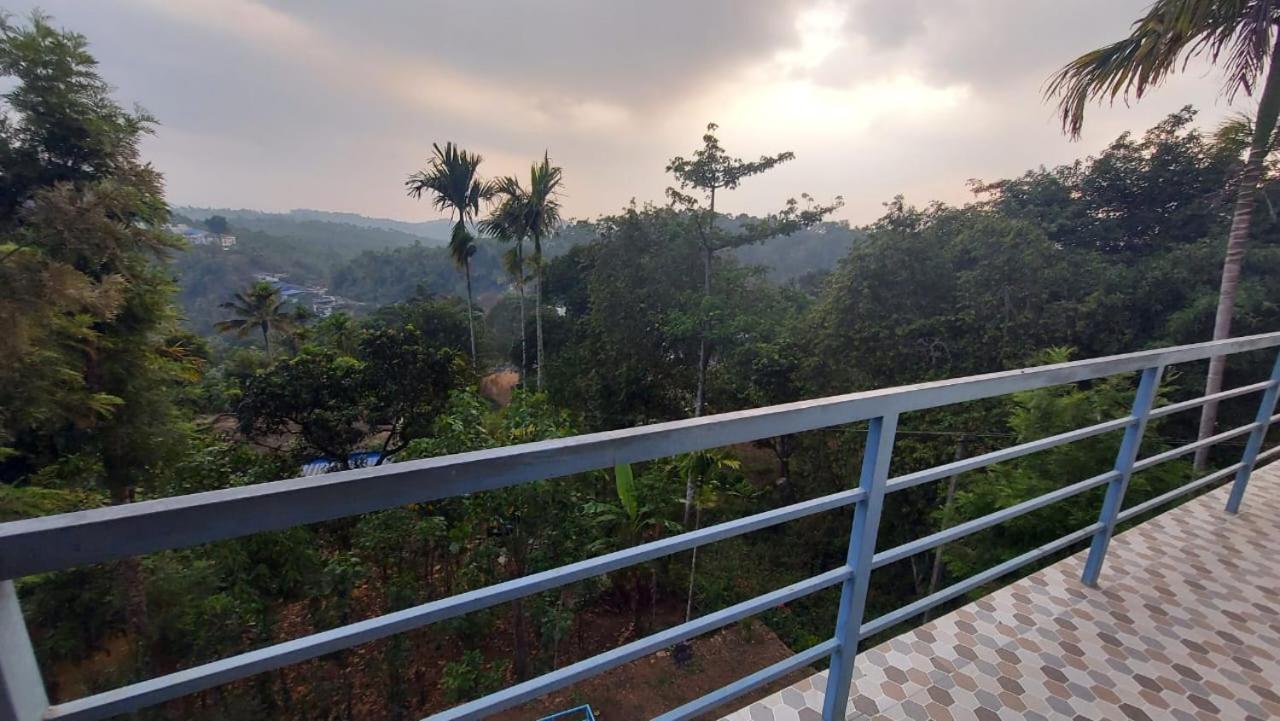 Greenpepperhomestay Munnar Anaviratty Luaran gambar