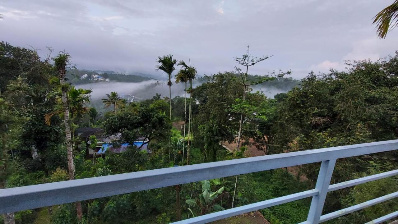 Greenpepperhomestay Munnar Anaviratty Luaran gambar